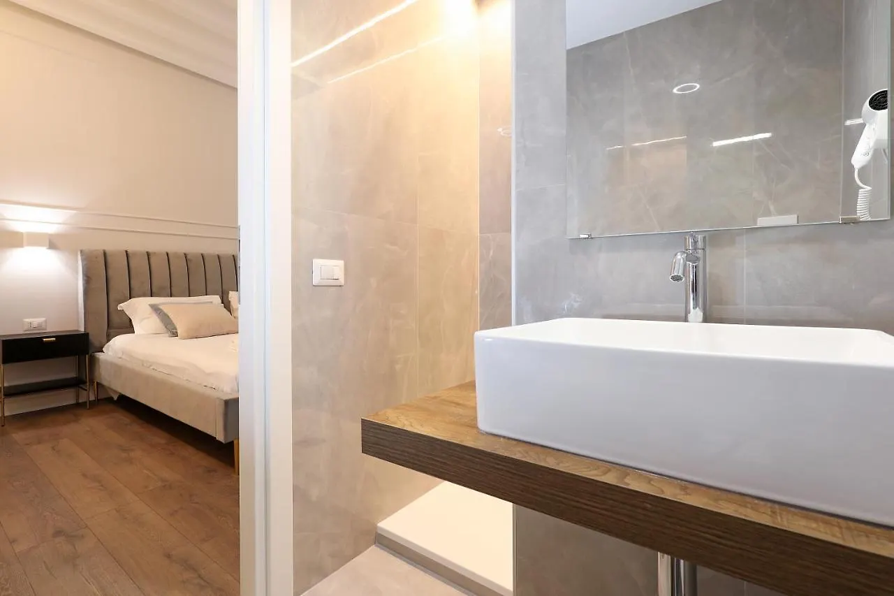 Rome Plaza Suites, Luxury Collection بيت ضيافة